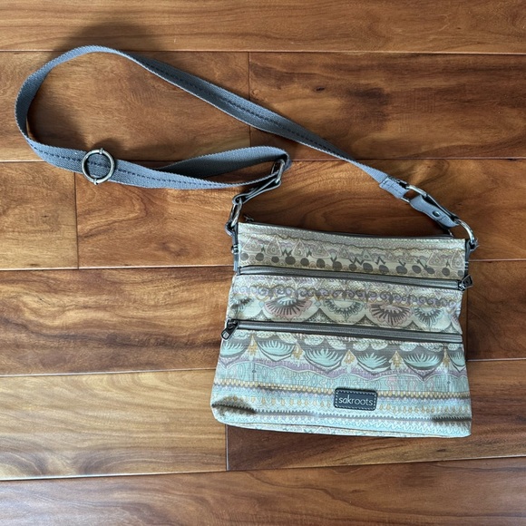 Sakroots Print Coated Canvas Basic Crossbody Bag - Picture 1 of 6